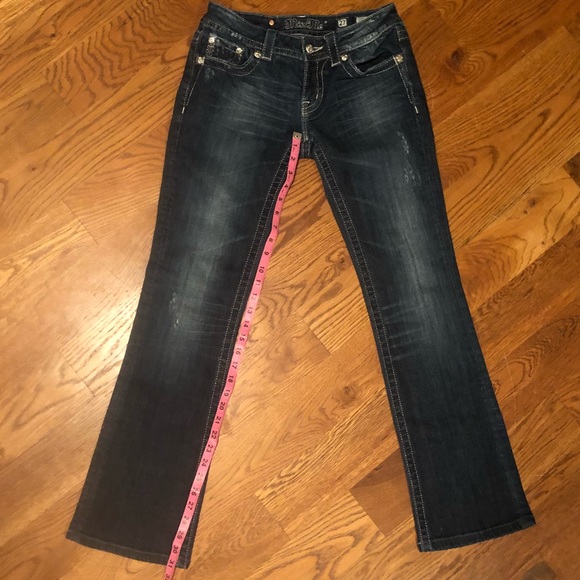 SOLD Miss Me jeans - Picture 4 of 7